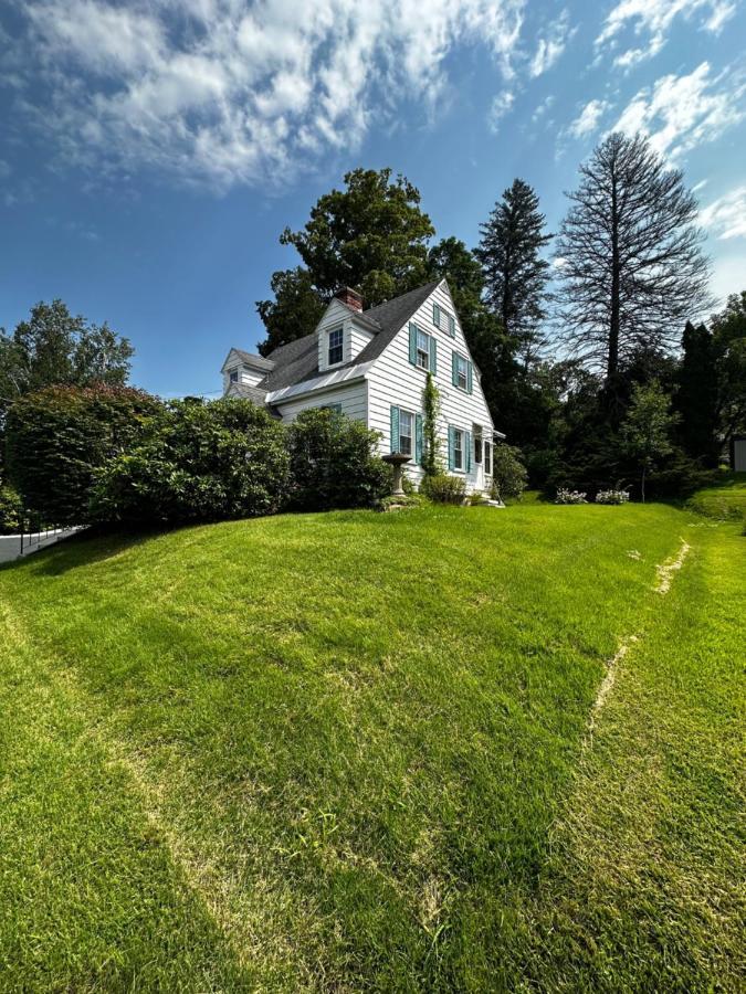 Cute Cape Cod Style Home Pittsfield Kültér fotó